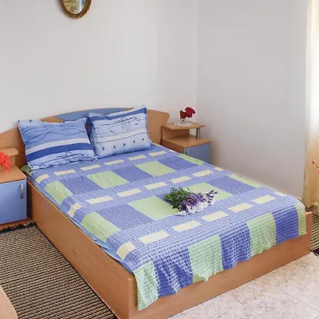 Four-bedroom Holiday In Village Сasa de vacaciones *